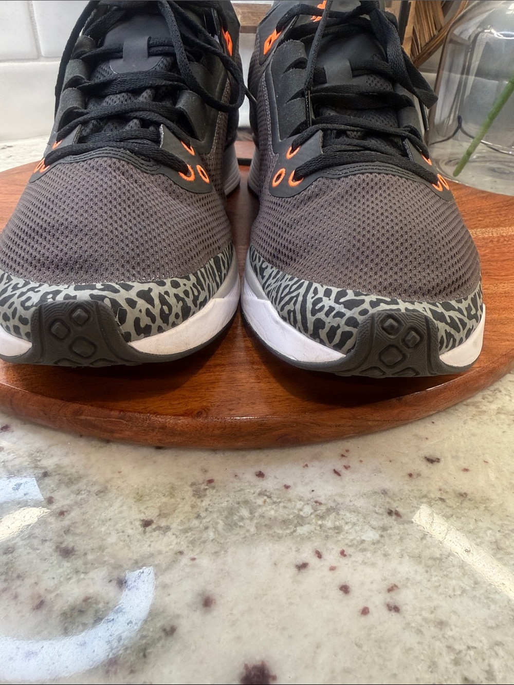 Jordan 88 Racer “Fear” Sneakers with Orange Accents and Grey Elephant Print - Picture 3 of 9